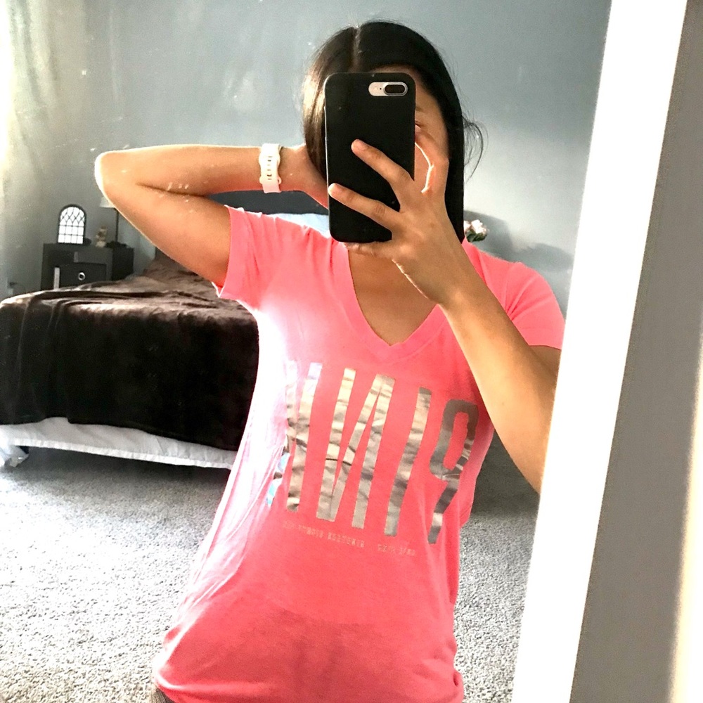 Victoria Secret Pink Tee bright pink T-shirt